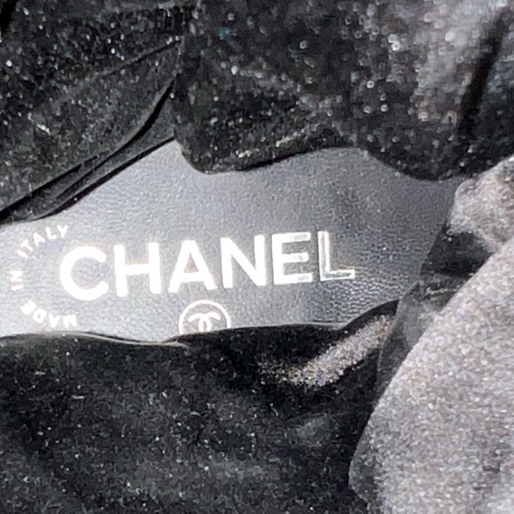 CHANEL Lace Up Knee Patent/ Suede Boots - Picture 7 of 10